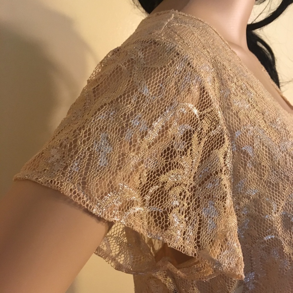 Cream with Gold Lace Top - Picture 3 of 5